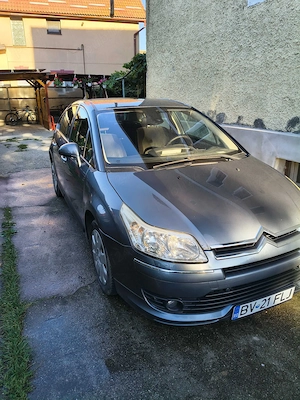 Vând Citroen C4 1.6 HDI Exclusive - imagine 2