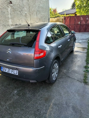Vând Citroen C4 1.6 HDI Exclusive - imagine 3