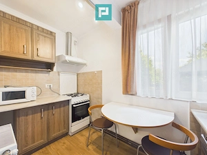 Casă cu 2 apartamente în Grădiște - imagine 9