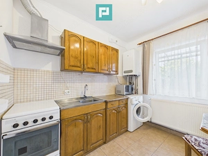Casă cu 2 apartamente în Grădiște - imagine 17