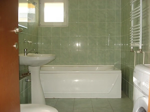 PF ofer spre inchiriere apartment 2camere 45mp Dreamvillage Pacurari  - imagine 5