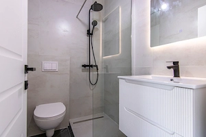 COMISION 0 % | CASA PREMIUM | 5 CAMERE | FINISATA LA CHEIE | OTOPENI | - imagine 14