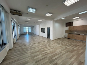 SPATIU DE BIROURI  MODERN //ZONA CENTRALA ,PLOIESTI - imagine 19