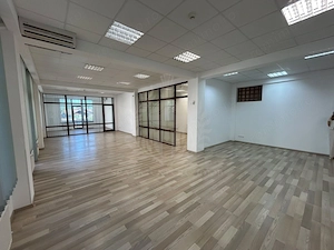 SPATIU DE BIROURI  MODERN //ZONA CENTRALA ,PLOIESTI - imagine 15