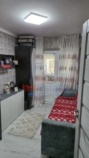 Apartament 3 camere, gata de mutare - zona  Podu Ros, parter - imagine 3