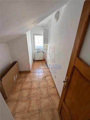 Apartament 3 Camere Targu Cucu - imagine 7