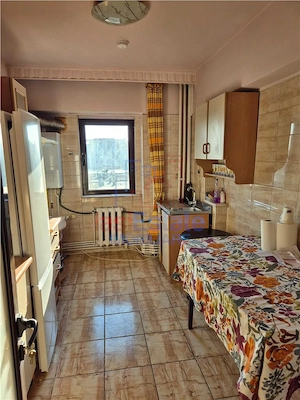 Apartament cu 3 camere 78 mp decomandat 2 bai - zona Pacurari - imagine 5