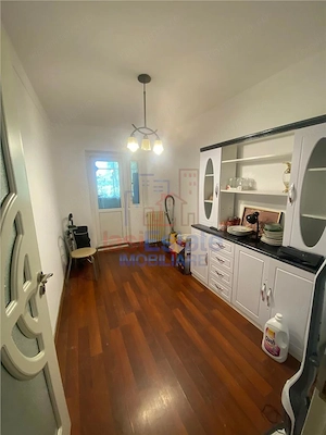 Apartament 4 camere zona Nicolina - imagine 3