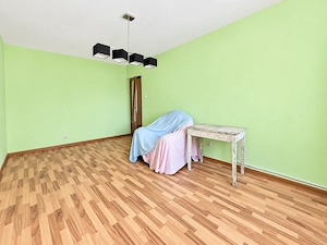 Apartament 3 camere Progresu | Decomandat | 2 balcoane | 49 800 euro - imagine 2