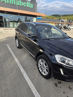 vand volvo xc60 D5 2.4 awd - imagine 3