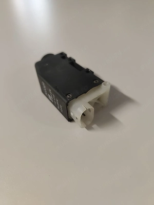 motoras inchidere centralizzata usi spate Opel Astra Corsa Tigra Omega B GM 90449074 - imagine 2