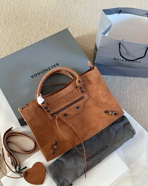 Balenciaga Aventure Nappa geantă de damă, piele naturală