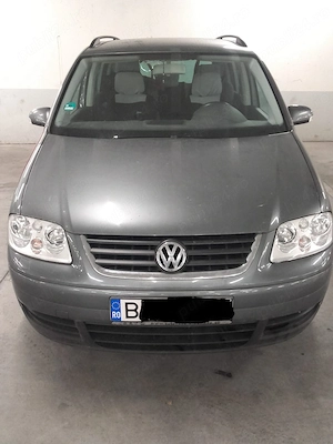Volkswagen Touran 2.0 TDI 140 CP 2005 7 LOCURI - imagine 6