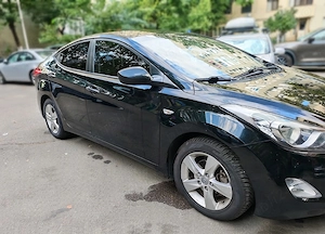 Hyundai Elantra 2014 - unic proprietar - imagine 2