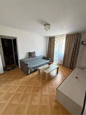 Inchiriez apartament în regim hotelier - imagine 3