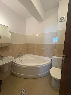 Inchiriez Apartament 2 camere | Drumul Fermei 67B | Parcare inclusă | Mobilat si Utilat - imagine 7