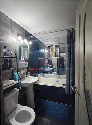Apartament 3 camere Zona Nicolina - Tudor Neculai - imagine 8