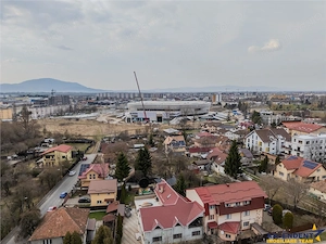 Vila cu potential, 2 garaje, teren 1.080 mp, strada Marasesti, Brasov - imagine 12