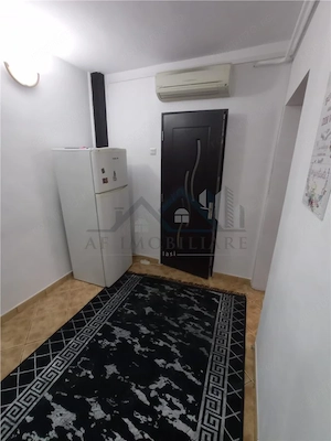 Apartament 4 camere  Podu Ros zona Bd Tutora - imagine 18