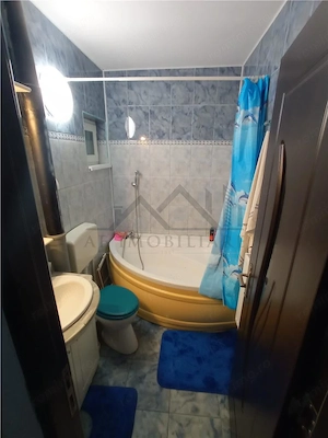 Apartament 4 camere  Podu Ros zona Bd Tutora - imagine 16