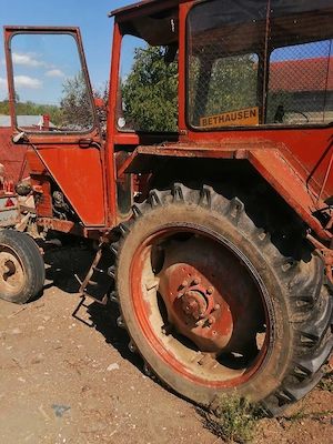 Vand tractor 650  - imagine 2