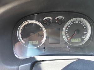 Vw Bora 1,9 TD proprietar - imagine 4