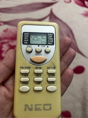 Telecomanda Aer Conditionat, 50 lei - imagine 2