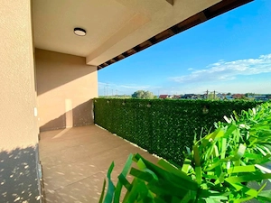 2 Cam-Nou-Lux-7 Min de Spitalul Judetean-Mobilat-50MP-Balcon-1 loc Parcare-118.000 Euro! Negociabil - imagine 10