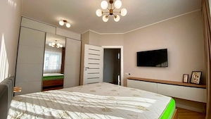 2 Cam-Nou-Lux-7 Min de Spitalul Judetean-Mobilat-50MP-Balcon-1 loc Parcare-118.000 Euro! Negociabil - imagine 3