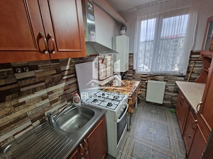 Inchiriez 2 camere confort 1 zona Govandari Micro 1  - imagine 8