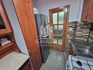 Inchiriez 2 camere confort 1 zona Govandari Micro 1  - imagine 9