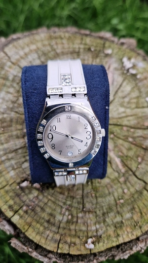 Vand ceas dama Swatch Irony Fancy Me YLS430 original
