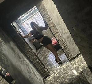 Stăpână dominatoare cu experiență 