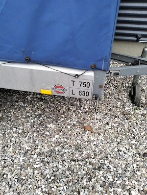 Se vând la pachet FORD FOCUS+REMORCĂ, arată și merg impecabil, totul recuzat la zi,rog si ofer serio - imagine 2