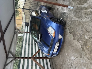 Vând ford streetka 1,6 benzină 