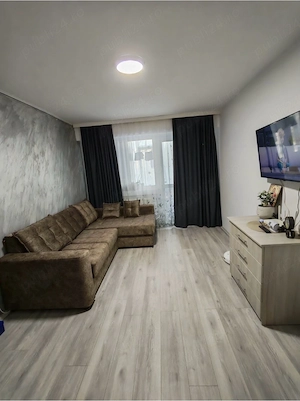 Vand apartament 2 camere Et 3 4 Aleea Lalelelor - imagine 4