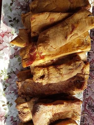 Slănină afumată natural din porc crescut cu făină și lucernă  - imagine 3
