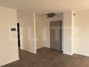 Apartament cu 3 camere, 72.20 mp, zona Semicentral  - imagine 17