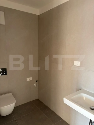 Apartament cu 3 camere, 72.20 mp, zona Semicentral  - imagine 8