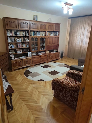 Apartament de vanzare - 2 camere (decomandat) - imagine 2