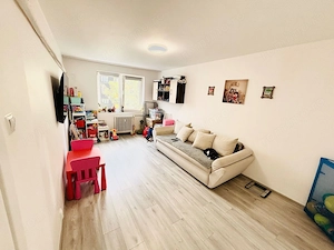 Apartament 3 camere zona Auchan Titan - 1 Decembrie 1918