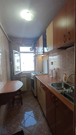 Proprietar vând apartament 2 camere  - imagine 2