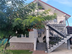 Dorobant VILA D+M+Pod  SU = 200mp  TEREN 1200mp amenajat (pot locui doua familii)