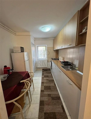 COMPLEX STUDENTESC - 2 CAM - PARTER INALT - CENTRALA PROPRIE - RENOVAT - imagine 4