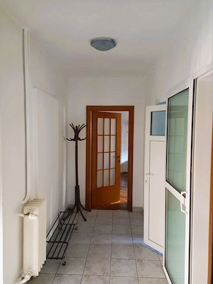 Închiriez locuință 1 cameră   zona Cașin Domenii, Sector 1 - imagine 4