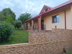 Sos Rediu aproape de gradinita Kiki CASA parter cu teren 500mp super amenajat - imagine 2