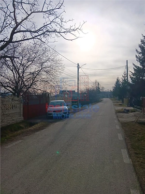 Teren 3500mp Paun Bucium la asfalt cu toate utilitatile
