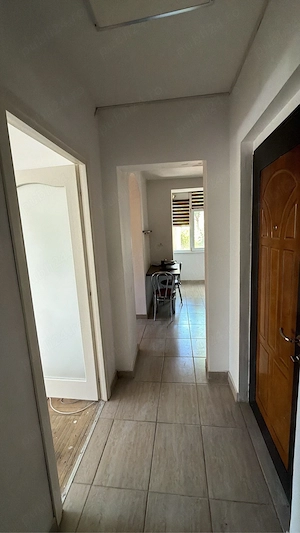 Apartament 2 camere, etaj 1 4, zonă centrală   baie modernizată - imagine 10