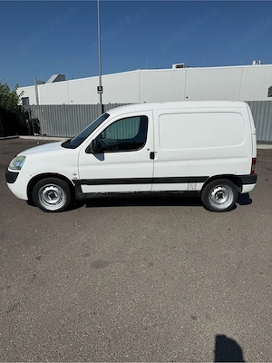 Vand Peugeot Partner 1.6 HDI cu Aer conditionat  - imagine 2