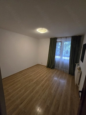 De vanzare 3 camere Titan(Restaurant Alba) - imagine 2